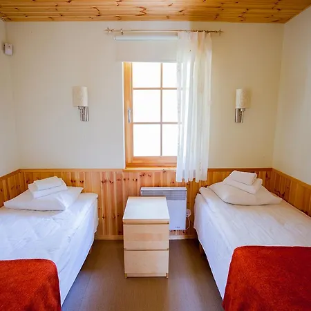 Semesterpark Roosta Village *