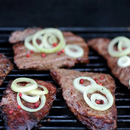 Roosta Village Noarootsi