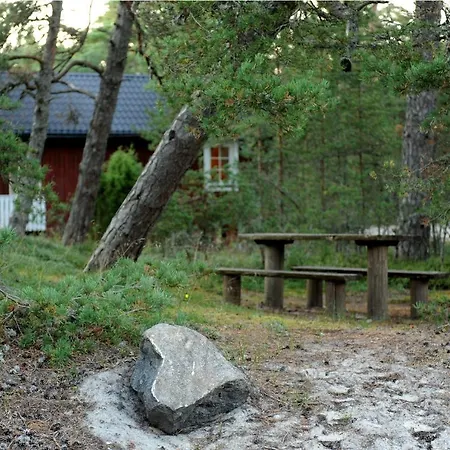 Roosta Village Noarootsi