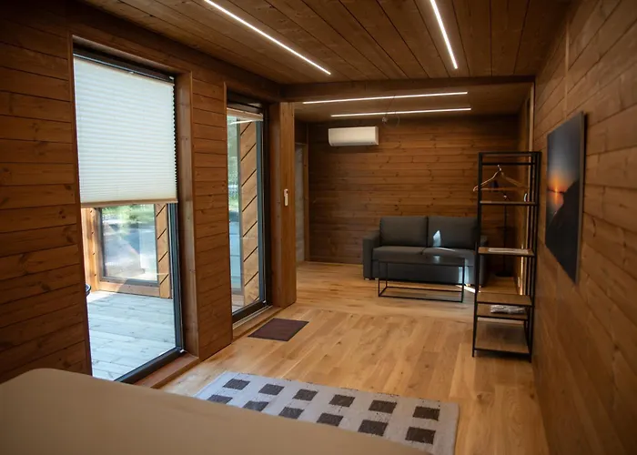 פארק נופש Roosta Village *