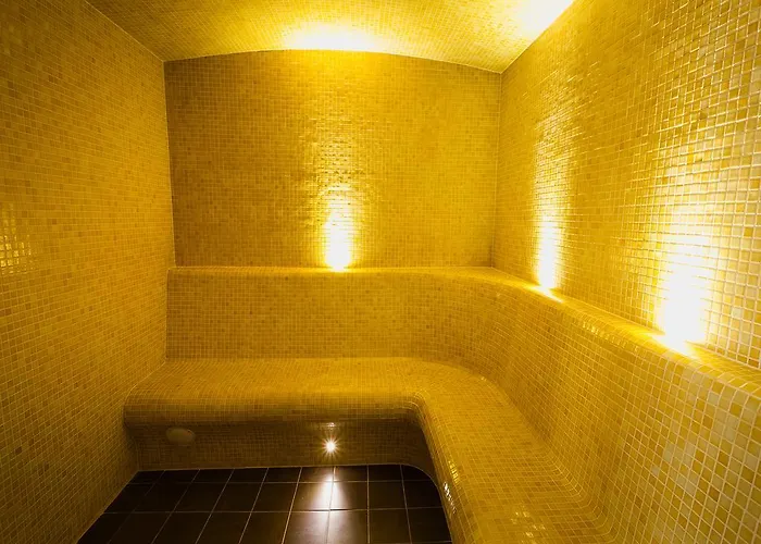 פארק נופש Roosta Village נוארוטסי