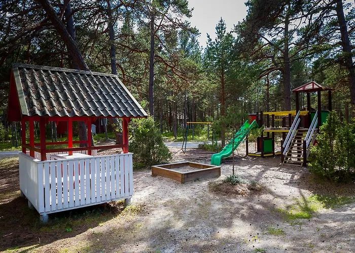 פארק נופש Roosta Village